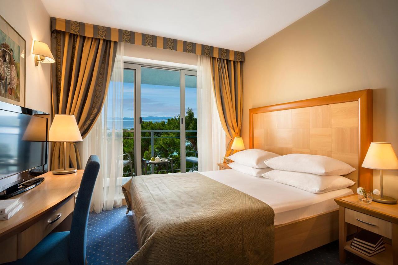 Aminess Vival Grand Azur Hotel โอเรบิก ภายนอก รูปภาพ