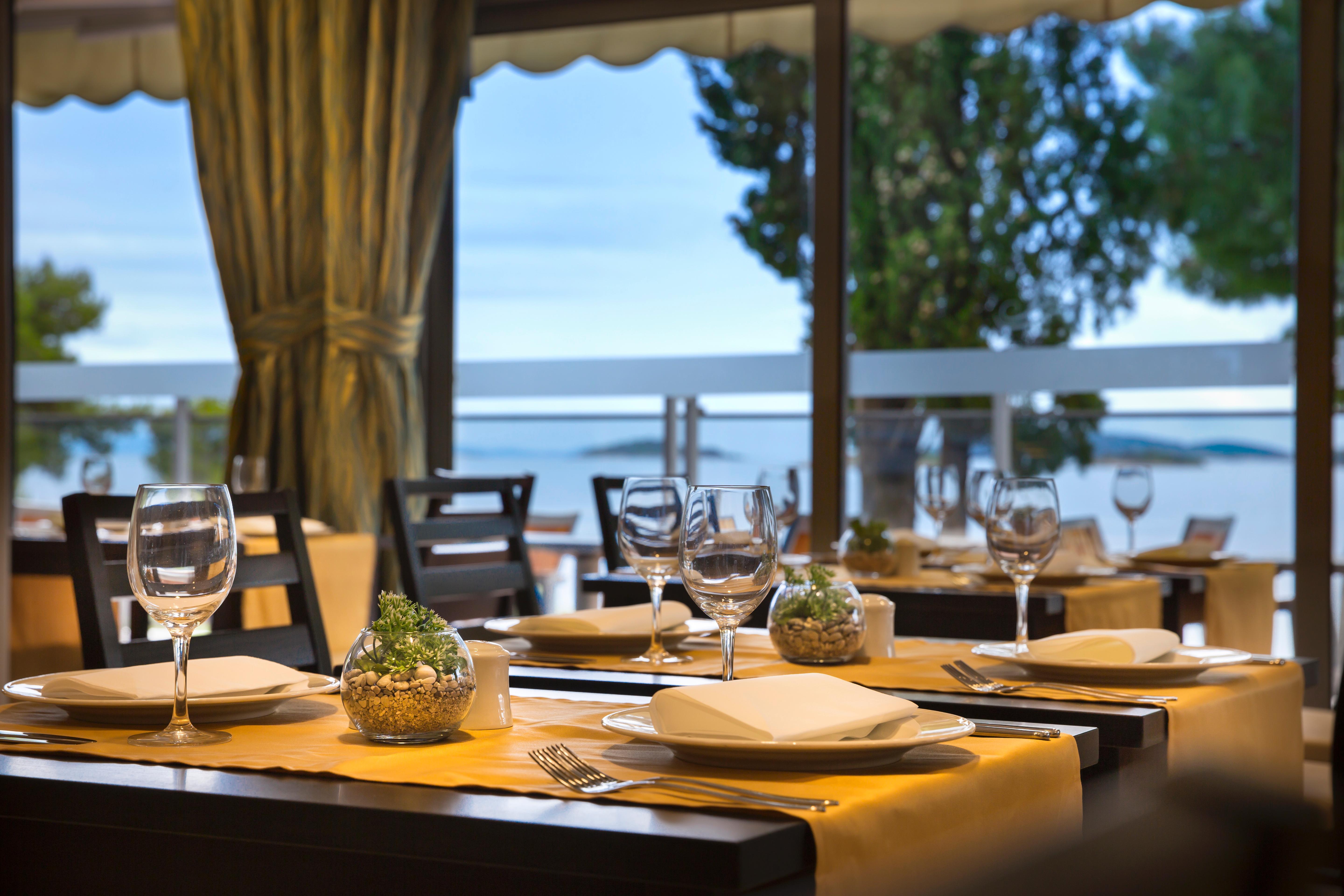Aminess Vival Grand Azur Hotel โอเรบิก ภายนอก รูปภาพ